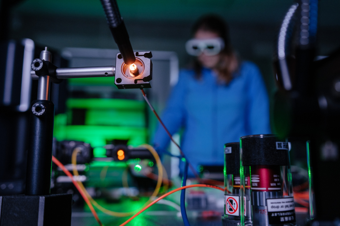 Иллюстрация к новости: Как наука влияет на экономику регионов: новое исследование питерской Вышки